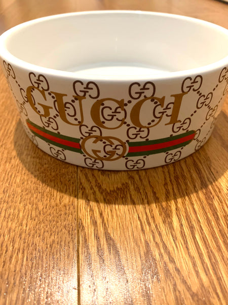 Bol pour chien en céramique blanche inspiré de Gucci / white ceramic dog bowl Inspired by Gucci